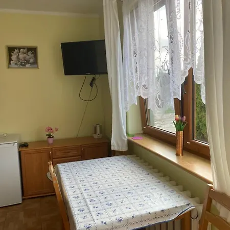 Farm stay Dworek Pod Kasztanami Stary Borek