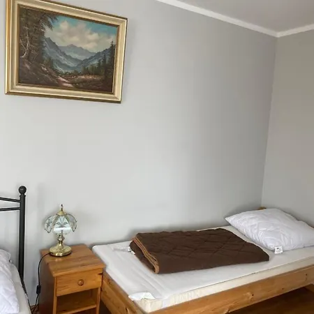 Dworek Pod Kasztanami Farm stay *